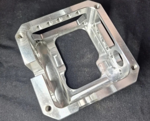 Gehäuse aus Aluminium 3.1645, CNC- gefräst.